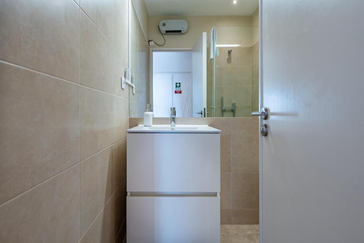 מטוסיניוס Sunset Guest House מראה חיצוני תמונה